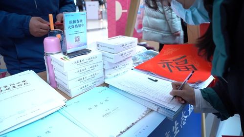 接二连三App生活节 您的专属法律顾问，触手可及